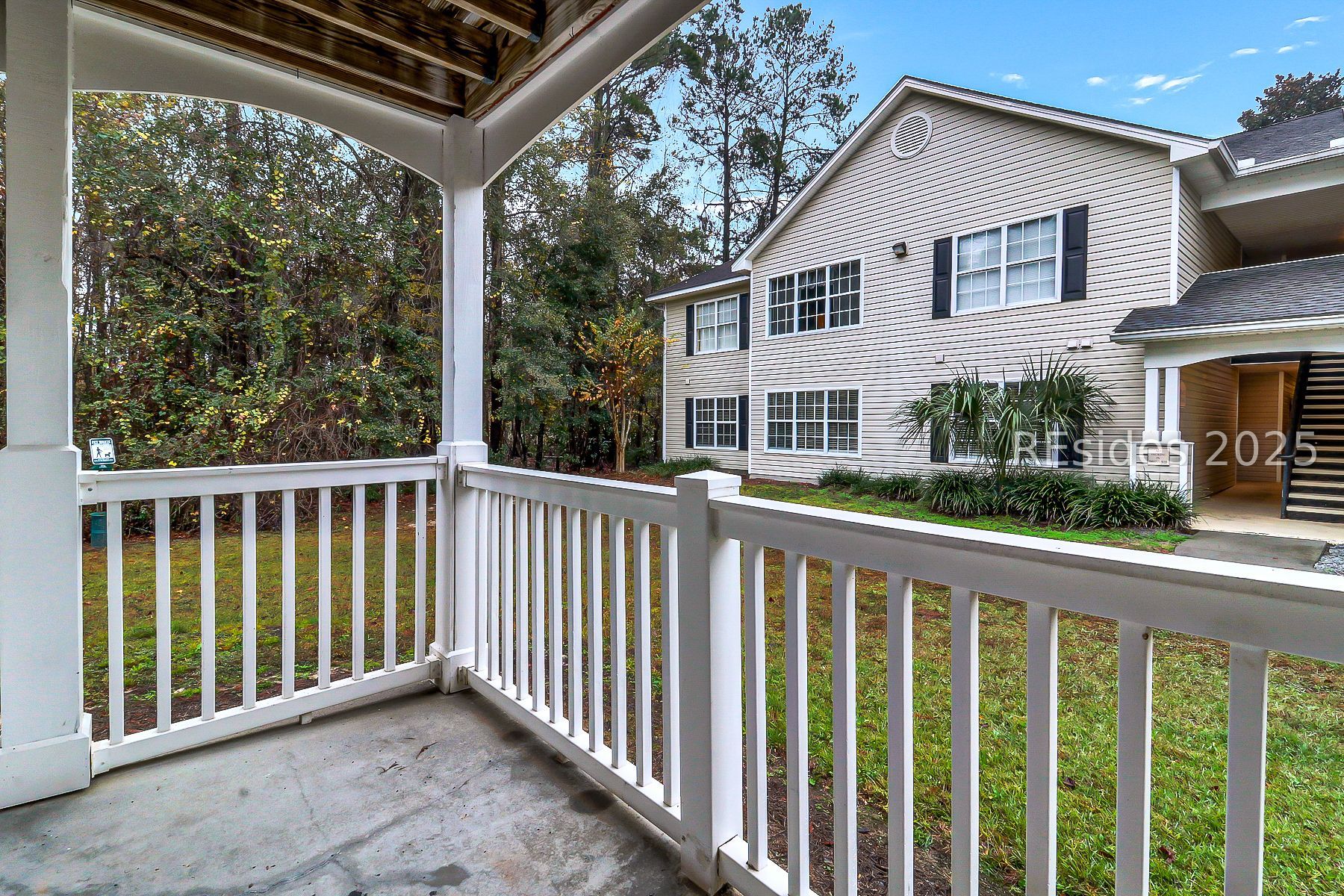 50 Pebble Beach Cove, Unit B115 Bluffton, SC 29910 - Photo 21 of 28 Padio View