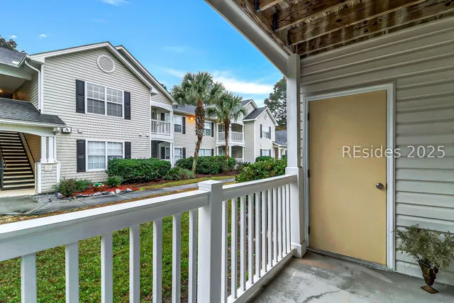 $209,000 | 50 Pebble Beach Cove, Unit B115, Bluffton, SC 29910