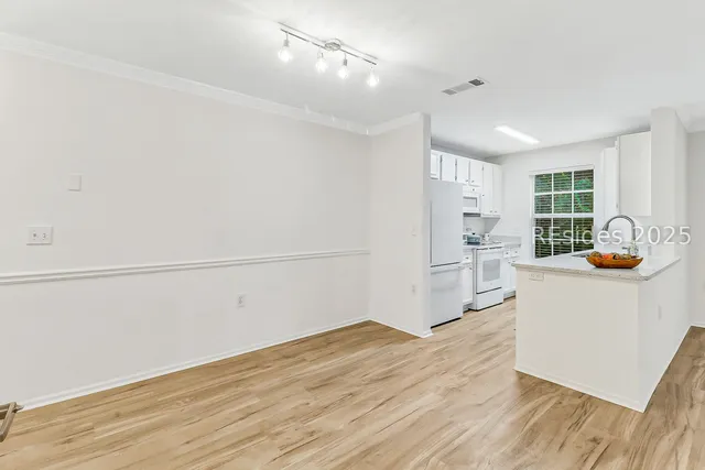 $209,000 | 50 Pebble Beach Cove, Unit B115, Bluffton, SC 29910