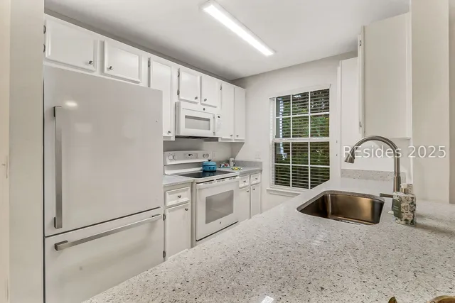 $209,000 | 50 Pebble Beach Cove, Unit B115, Bluffton, SC 29910