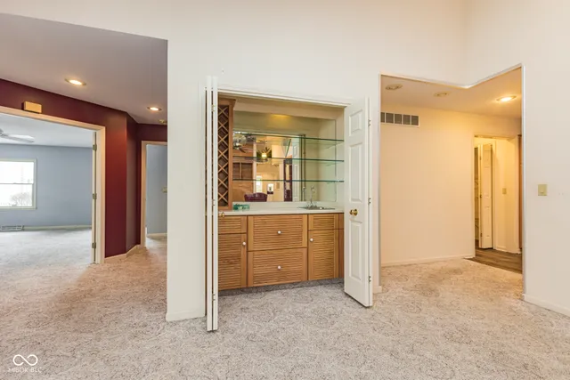 $524,900 | 727 County Rd S 100 West, Hartford City, IN 47348