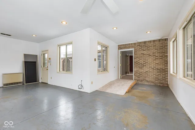 $524,900 | 727 County Rd S 100 West, Hartford City, IN 47348