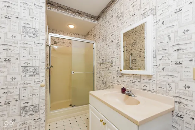 $524,900 | 727 County Rd S 100 West, Hartford City, IN 47348