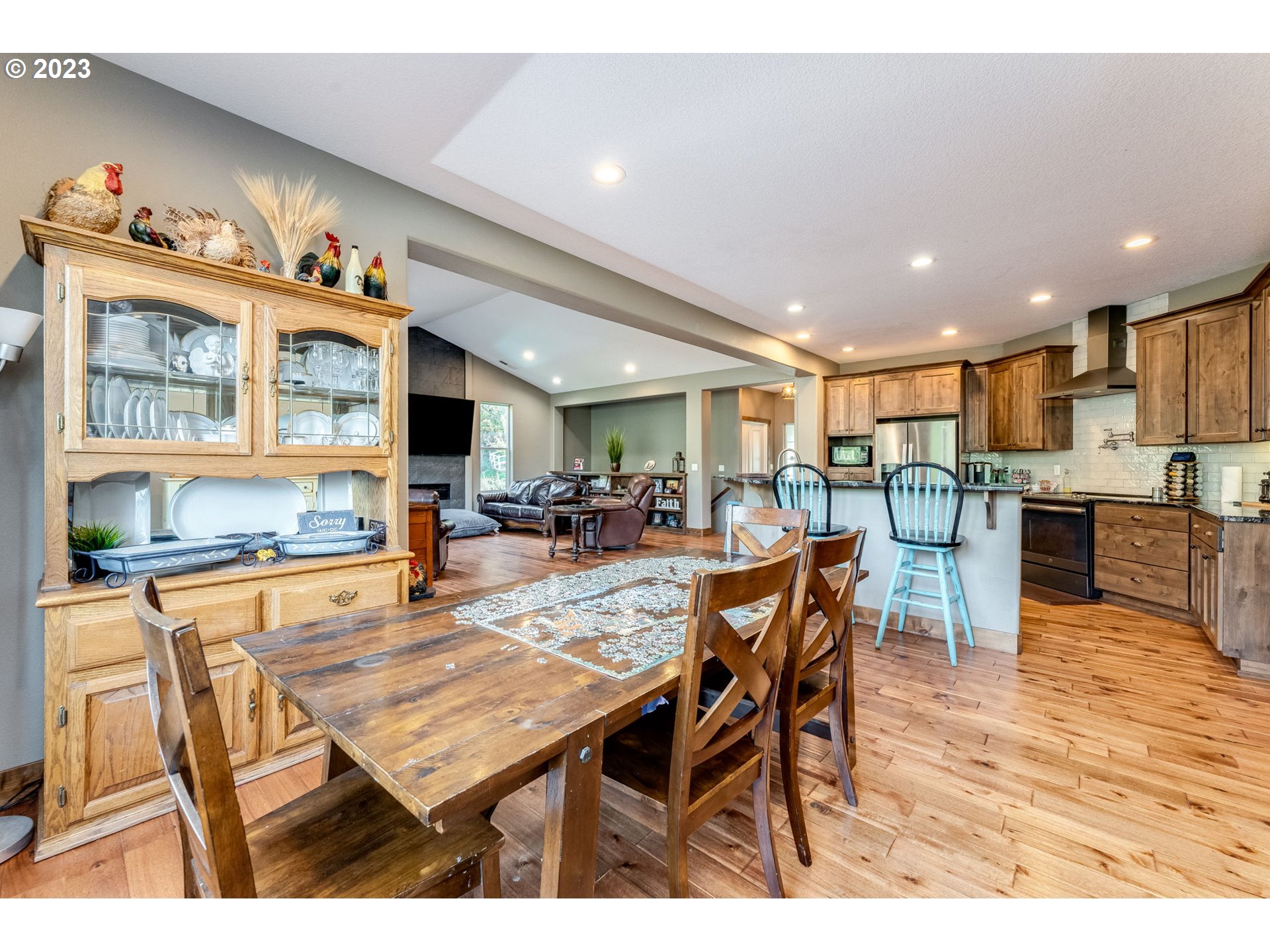 38233 Southwest Laurelwood Road Gaston, OR 97119 - Photo 11 of 43 Gallery Image 11