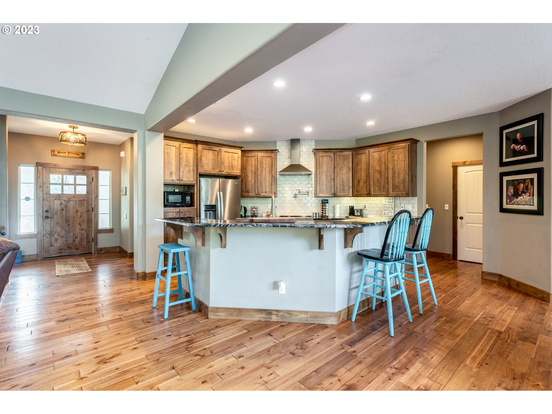38233 Southwest Laurelwood Road Gaston, OR 97119 - Photo 10 of 43 Gallery Image 10