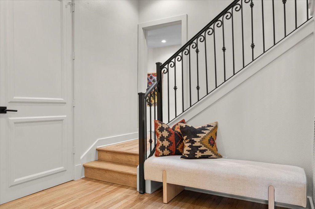 1529 Barton Springs Road, Unit 27 Austin, TX 78704 - Photo 8 of 40