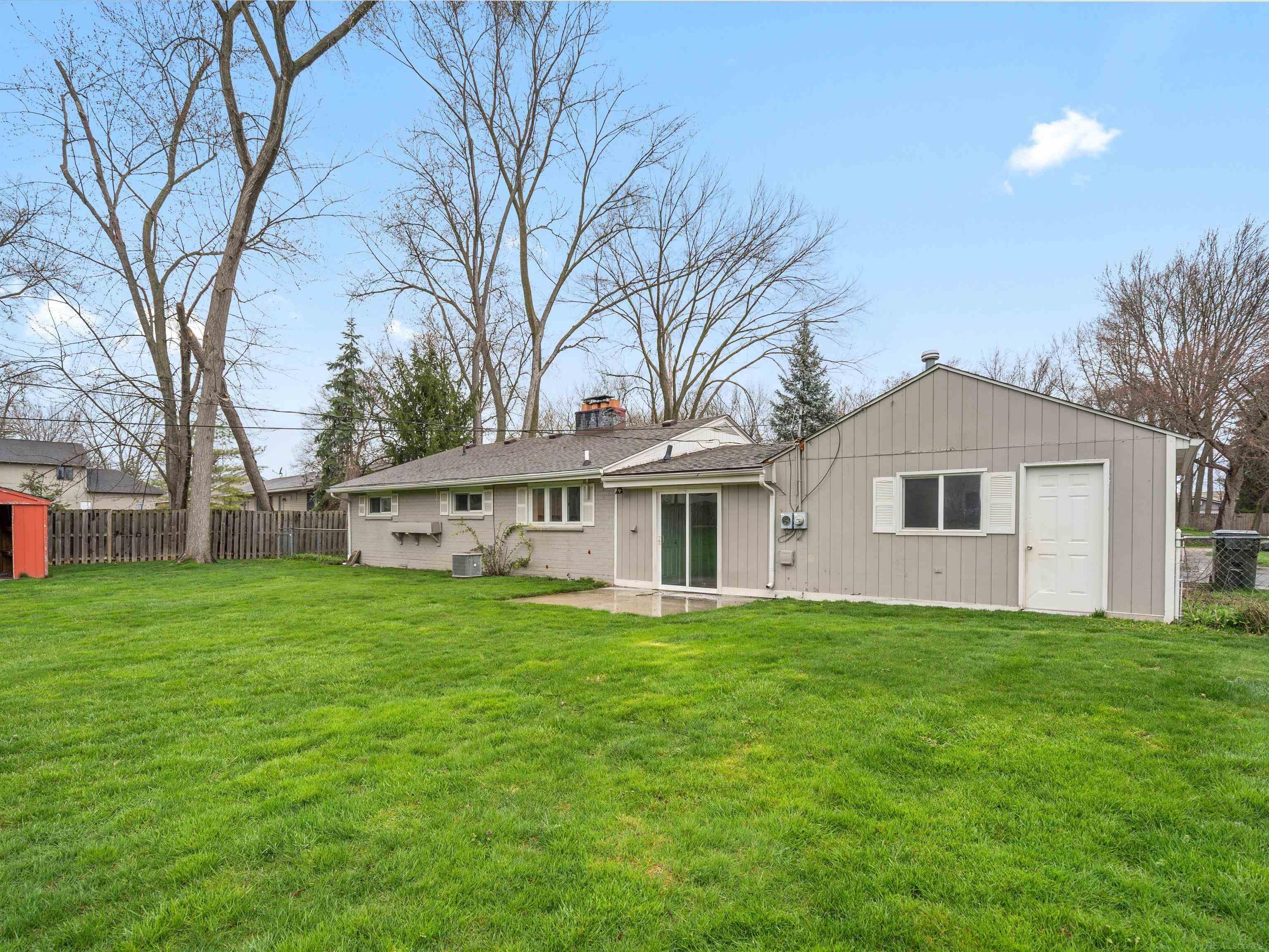 220 Michelson Road Rochester, MI 48307 - Photo 18 of 19 50138660-f4043611-0cea-46a2-aba1-9ae2b1c42f1b.JPG