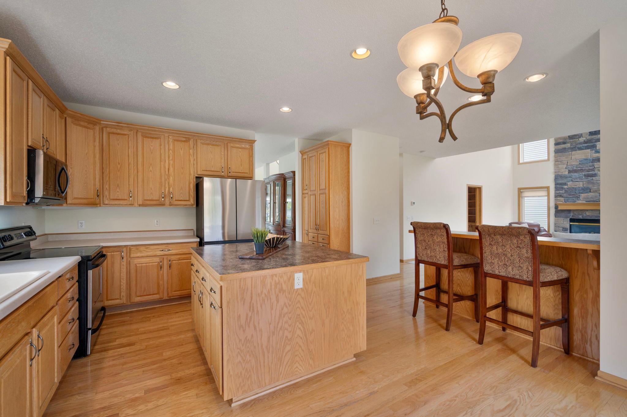 9543 Geisler Road Eden Prairie, MN 55347 - Photo 11 of 41 Gallery Image 11