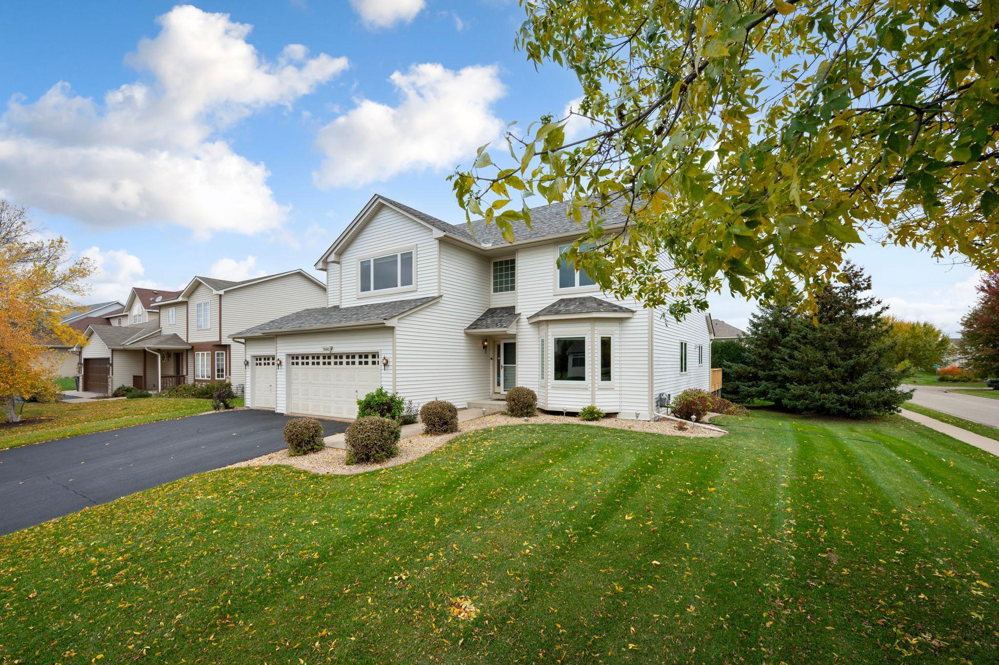 9543 Geisler Road Eden Prairie, MN 55347 - Photo 3 of 41 Gallery Image 3