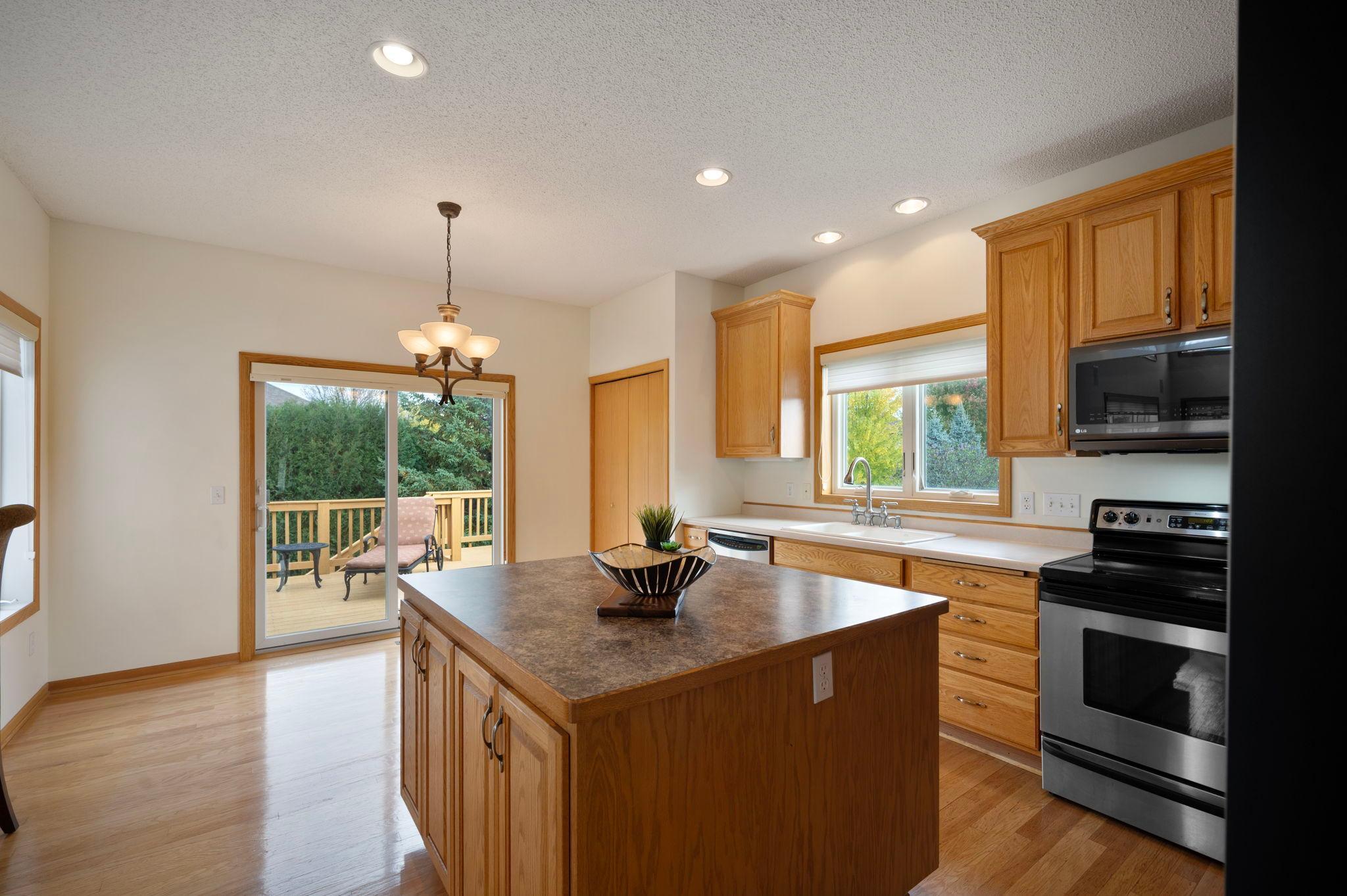 9543 Geisler Road Eden Prairie, MN 55347 - Photo 10 of 41 Gallery Image 10