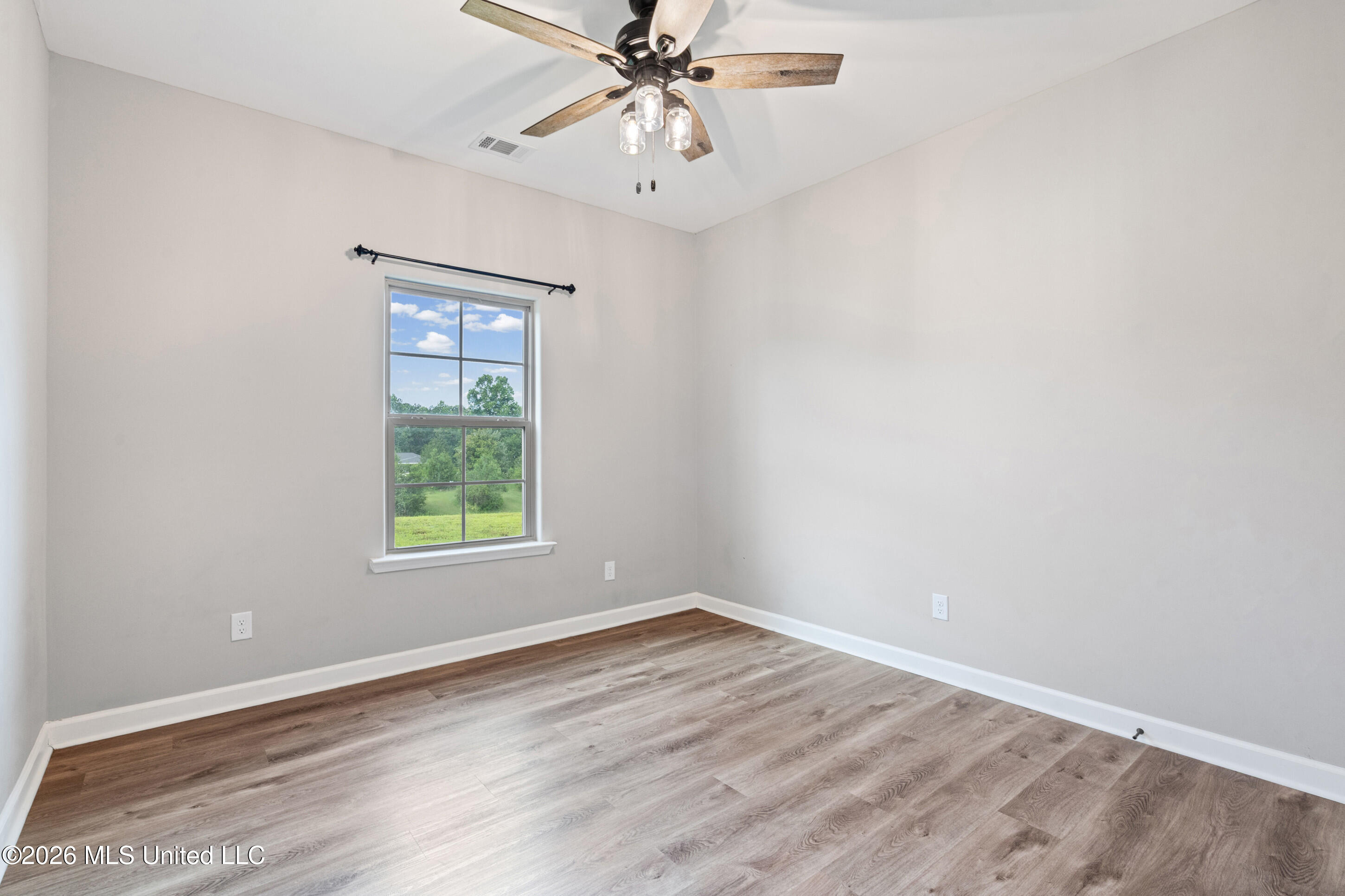 167 Chulahoma Road Holly Springs, MS 38635 - Photo 20 of 41 Bedroom 2