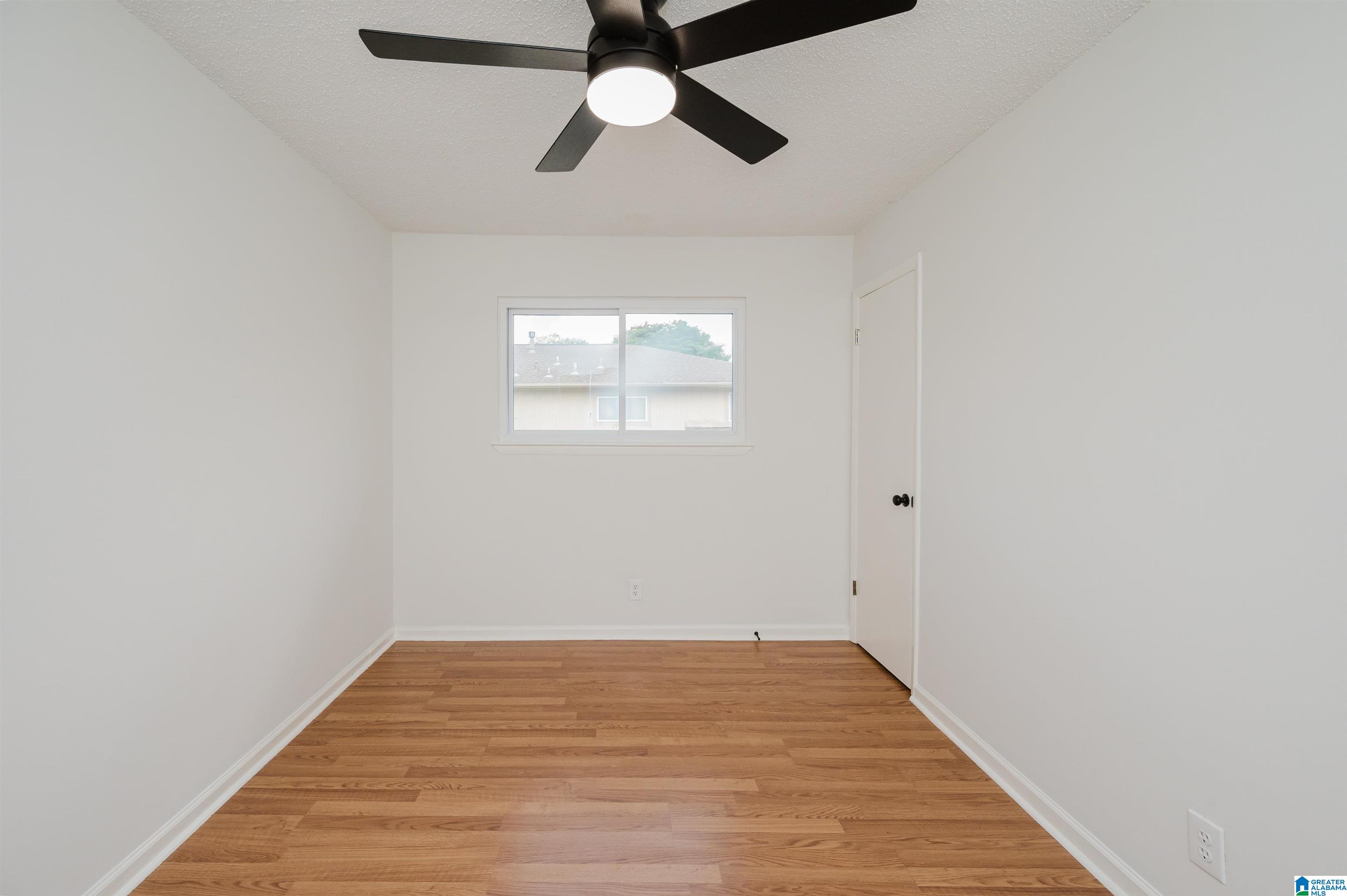 1834 Oakleaf Lane Birmingham, AL 35215 - Photo 31 of 40