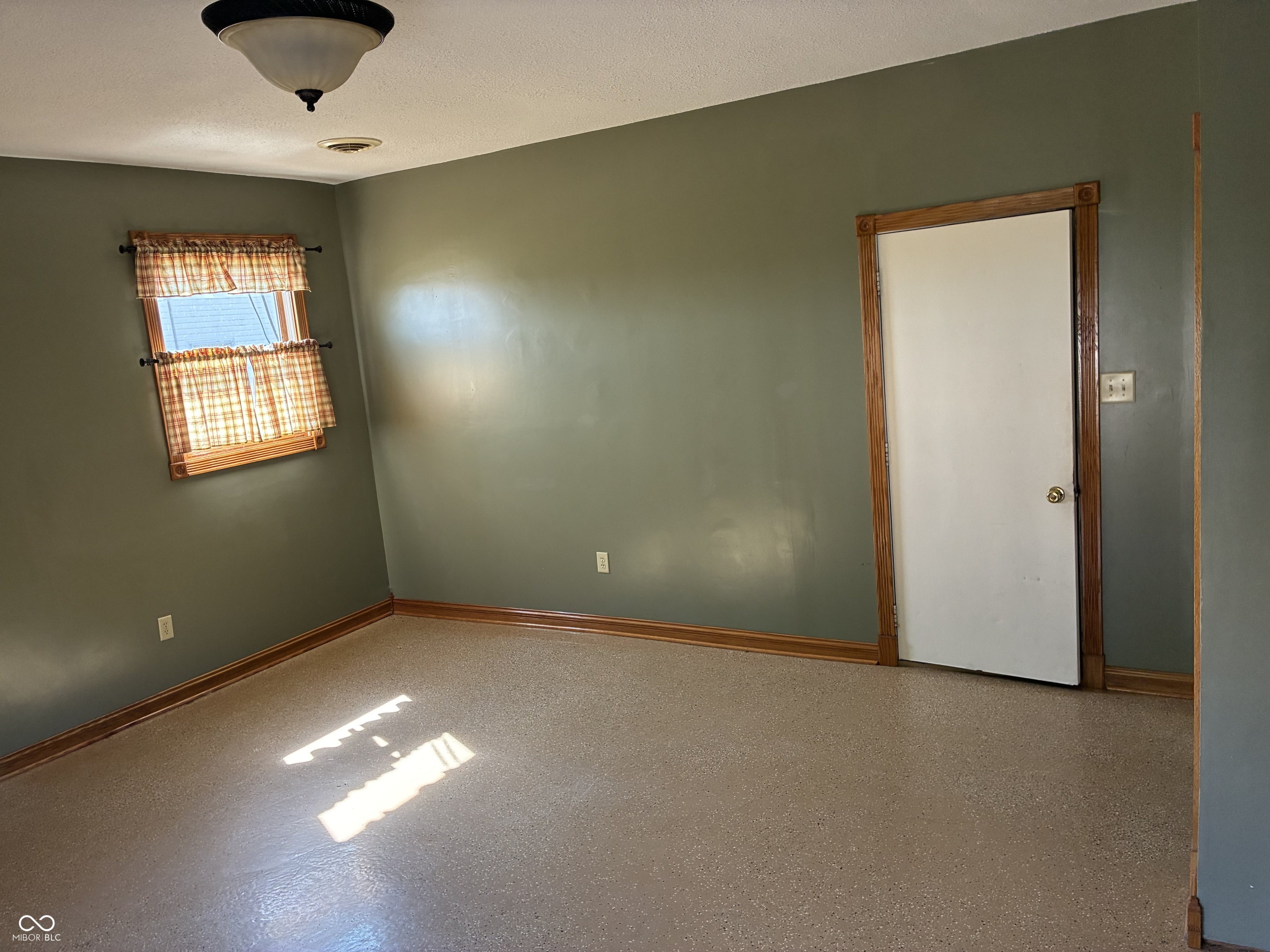 6000 South Marietta Road Shelbyville, IN 46176 - Photo 12 of 15