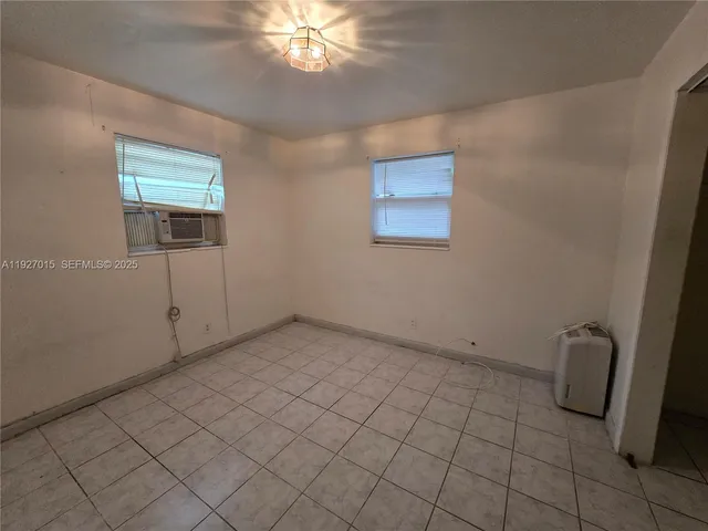 $1,800 | 4211 Northwest 39th Avenue, Unit 4211, Lauderdale Lakes, FL 33309