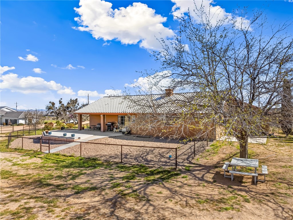 2205 East Cactus Wren Road Kingman, AZ 86409 - Photo 41 of 68 Yard