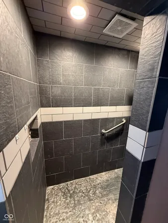 $310,000 | 1710 East National Avenue, Brazil, IN 47834