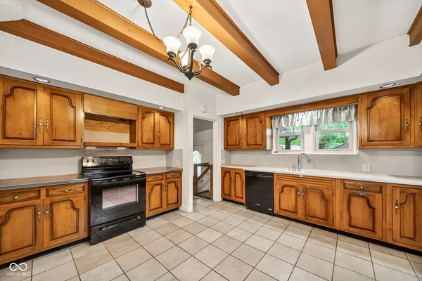 $285,000 | 1710 East National Avenue, Brazil, IN 47834