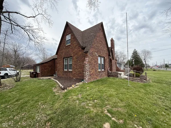 $310,000 | 1710 East National Avenue, Brazil, IN 47834