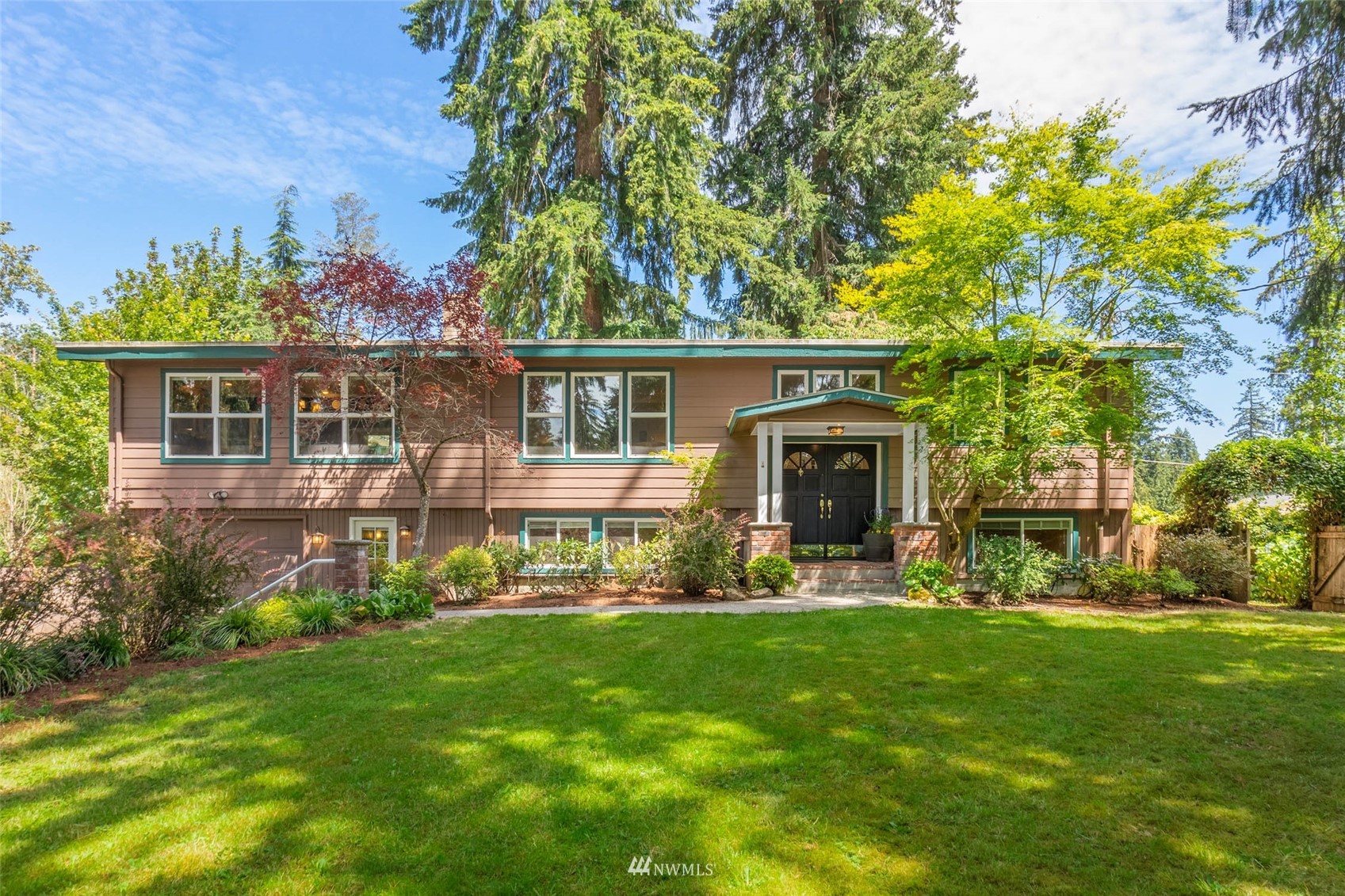 22103 Echo Lake Road Snohomish, WA 98296 - Photo 1 of 37 Gallery Image 1