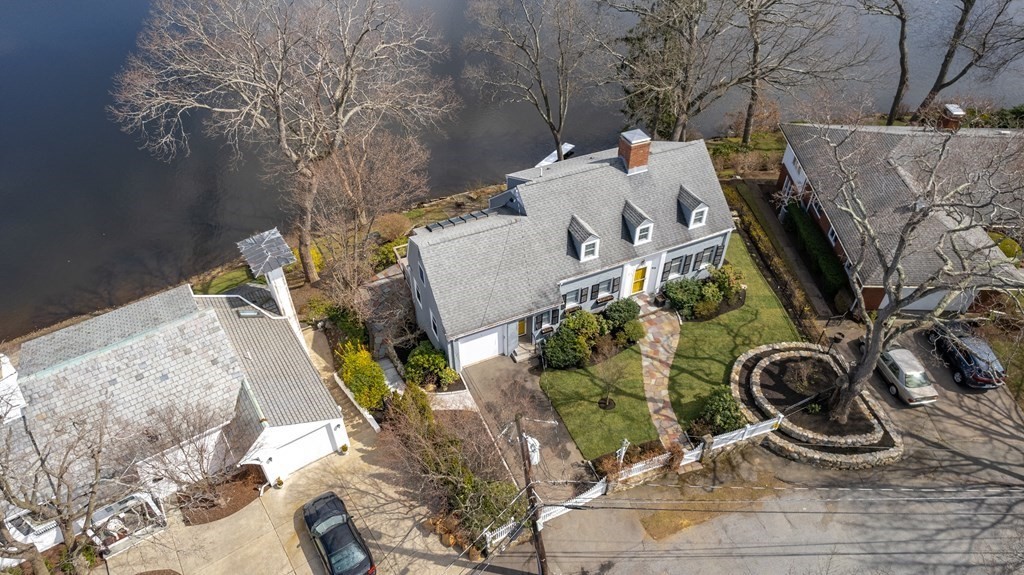 43 Beverly Road Arlington, MA 02474 - Photo 3 of 36