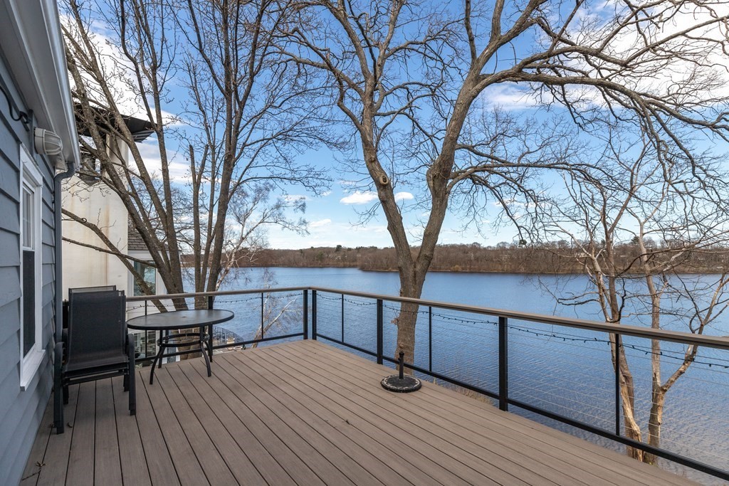 43 Beverly Road Arlington, MA 02474 - Photo 7 of 36