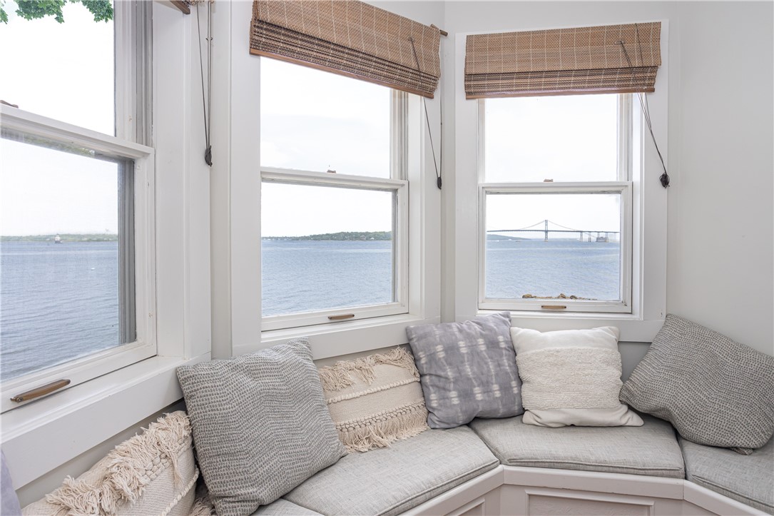 74 Therien Road Portsmouth, RI 02871 - Photo 18 of 50