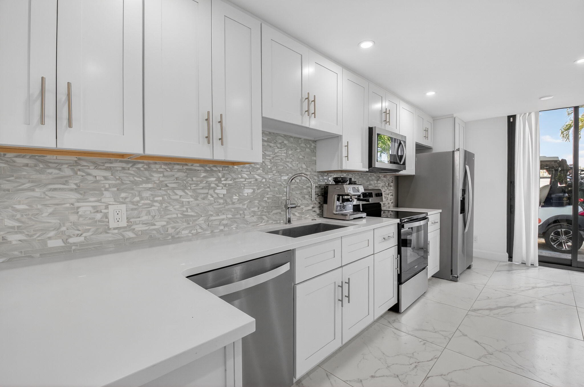 3707 Bridgewood Drive Boca Raton, FL 33434 - Photo 16 of 62 16-web-or-mls-DSC_0690