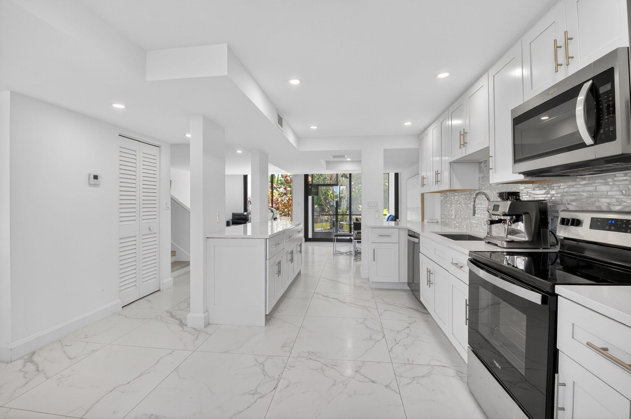 3707 Bridgewood Drive Boca Raton, FL 33434 - Photo 18 of 62 19-web-or-mls-DSC_0708