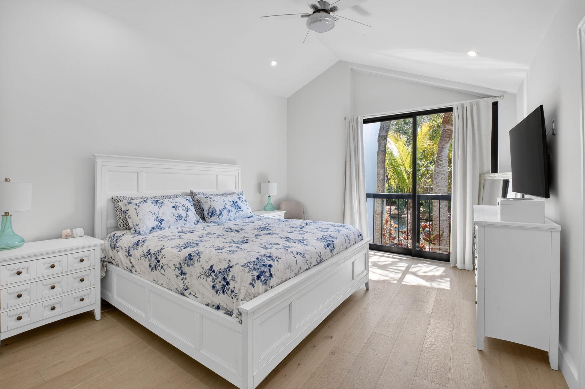 3707 Bridgewood Drive Boca Raton, FL 33434 - Photo 28 of 62 30-web-or-mls-DSC_0760