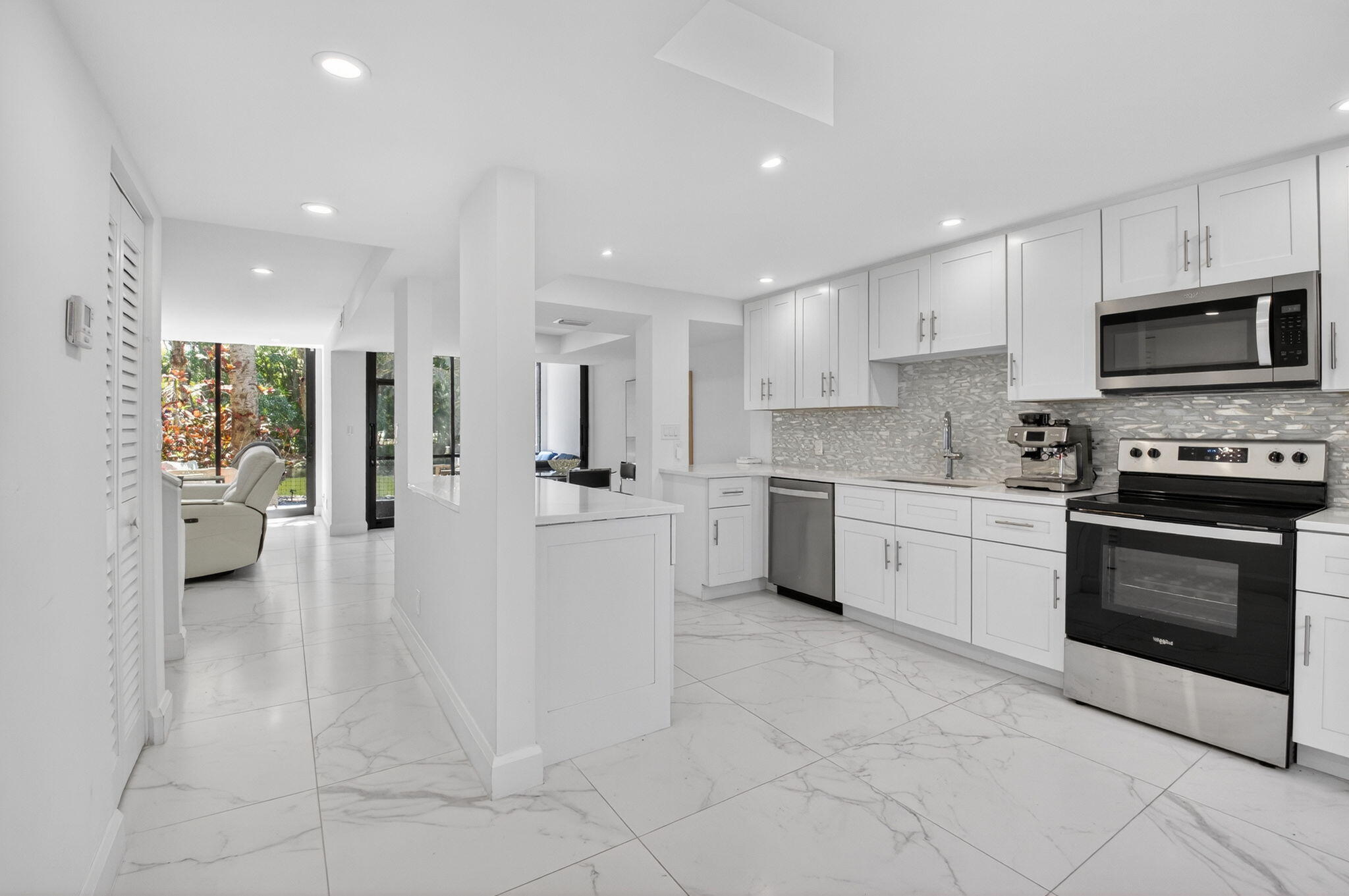 3707 Bridgewood Drive Boca Raton, FL 33434 - Photo 6 of 62 6-web-or-mls-DSC_0640
