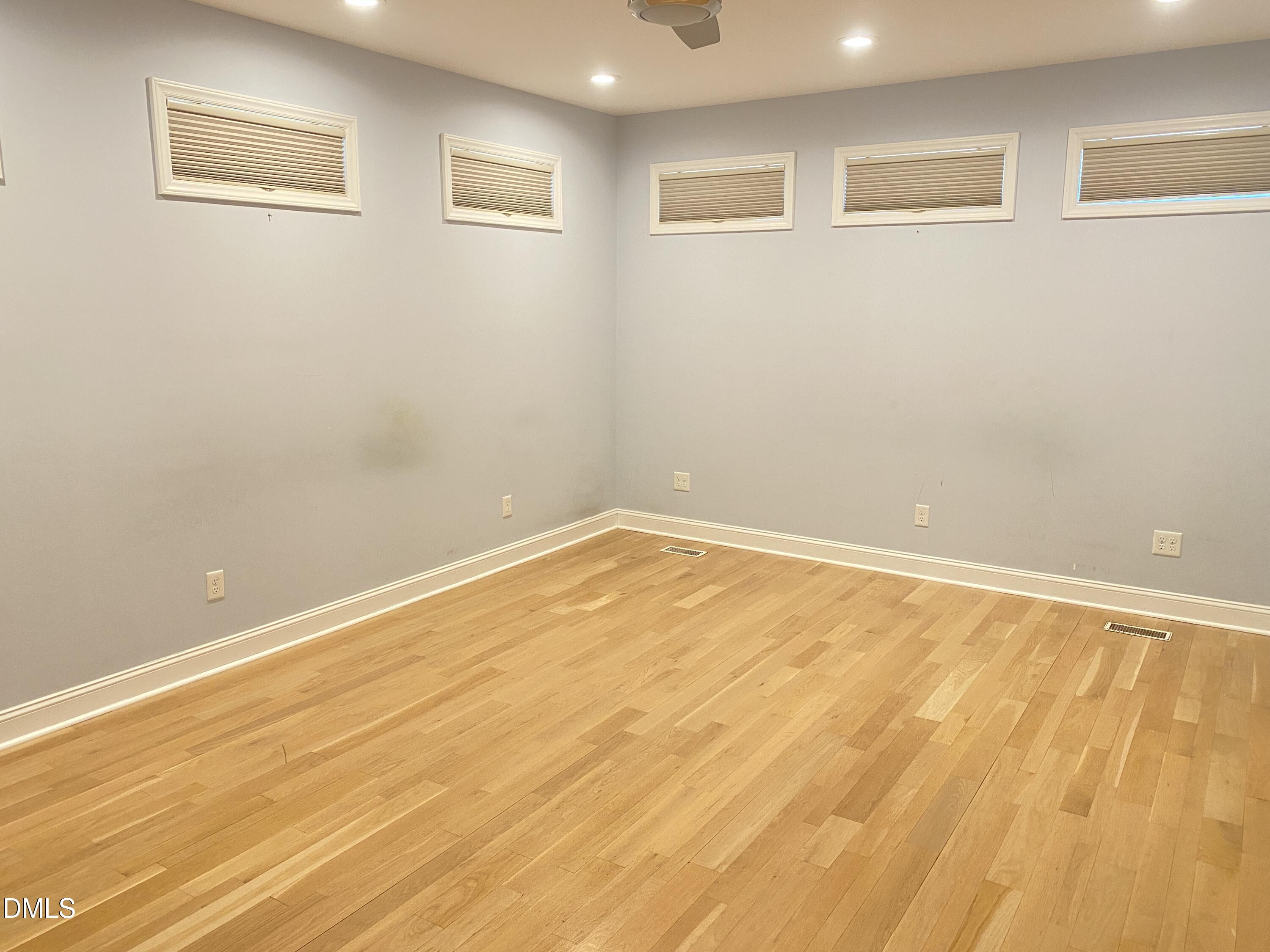 5402 Russell Road Durham, NC 27712 - Photo 18 of 33