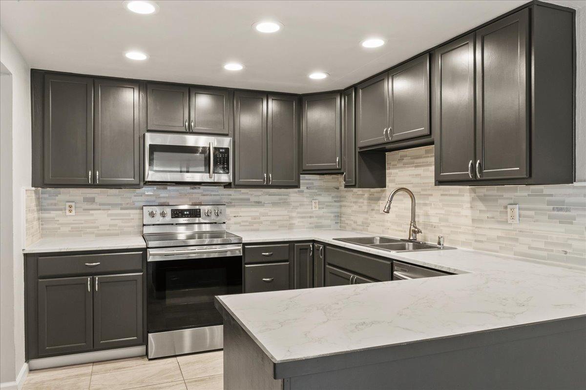 2430 Rashawn Drive Rancho Cordova, CA 95670 - Photo 1 of 1 Gallery Image 1