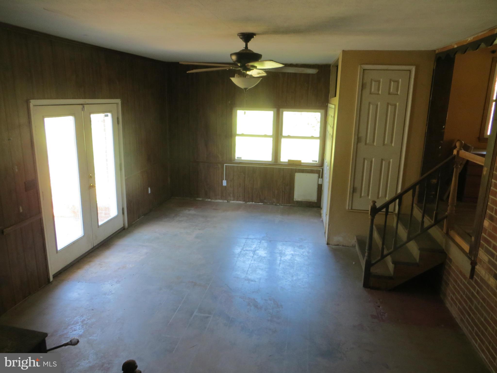 30083 Rows Mill Road Rhoadesville, VA 22542 - Photo 14 of 30 Family Room