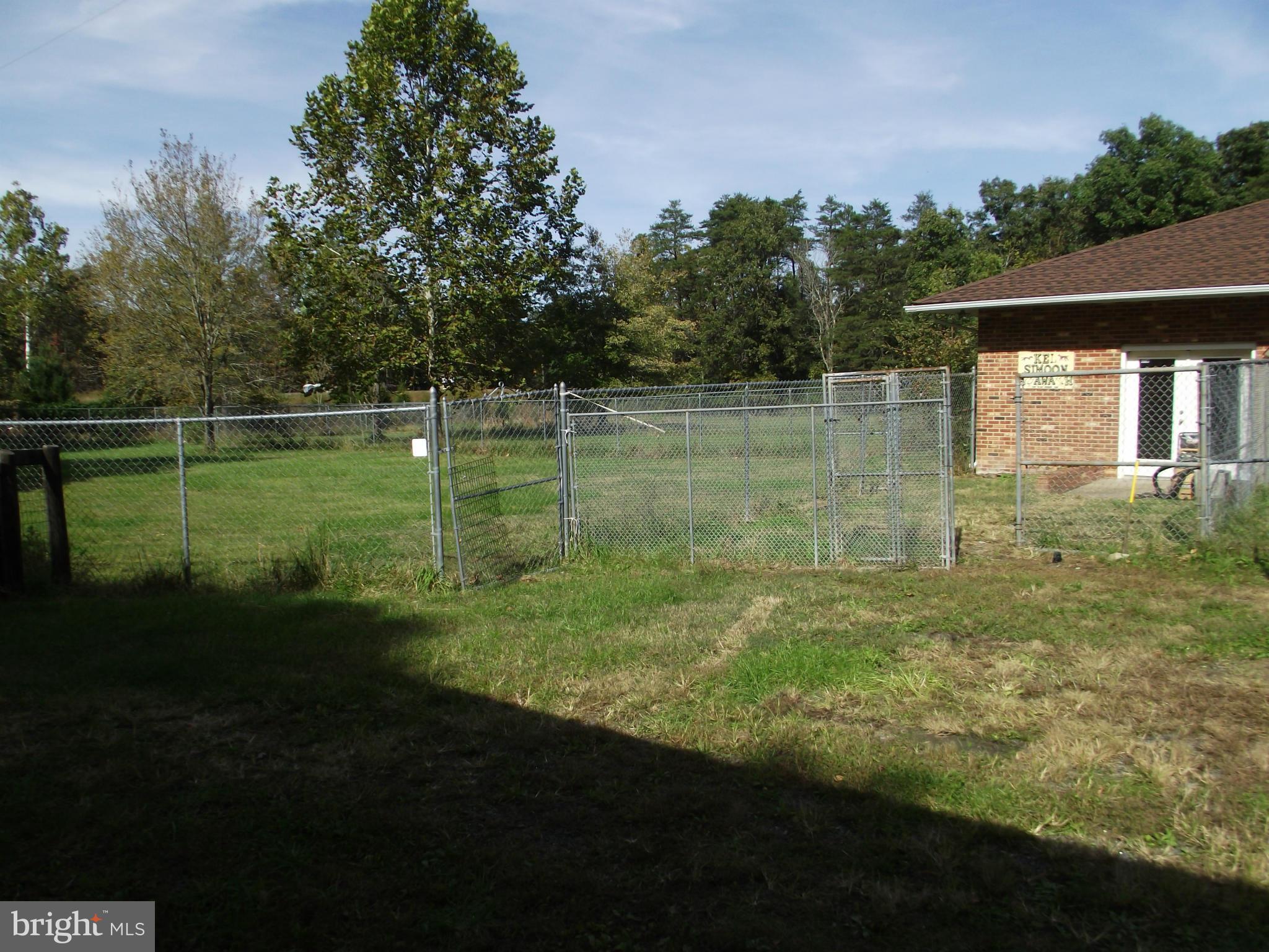 30083 Rows Mill Road Rhoadesville, VA 22542 - Photo 6 of 30 Kennels