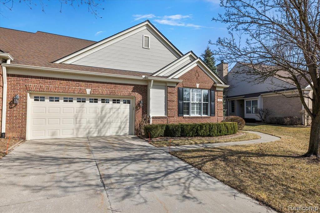 1682 Maple Creek Court Rochester, MI 48306 - Photo 2 of 66 Gallery Image 2