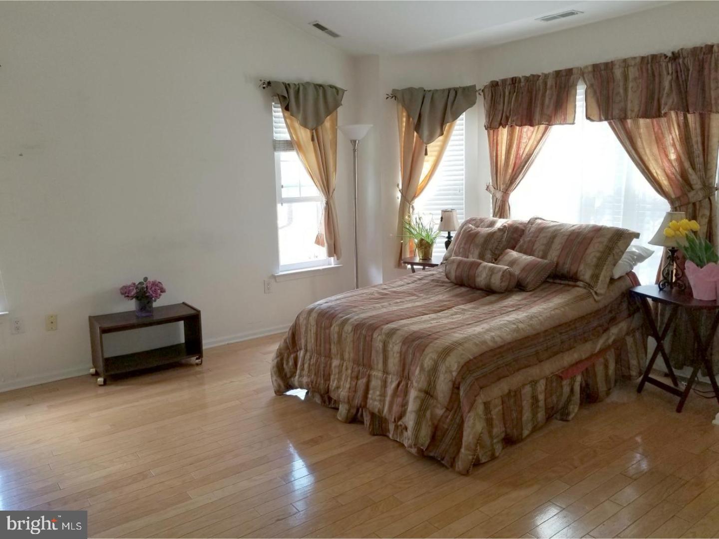 33 Pizzullo Road Hamilton, NJ 08690 - Photo 13 of 25 Master Bedroom