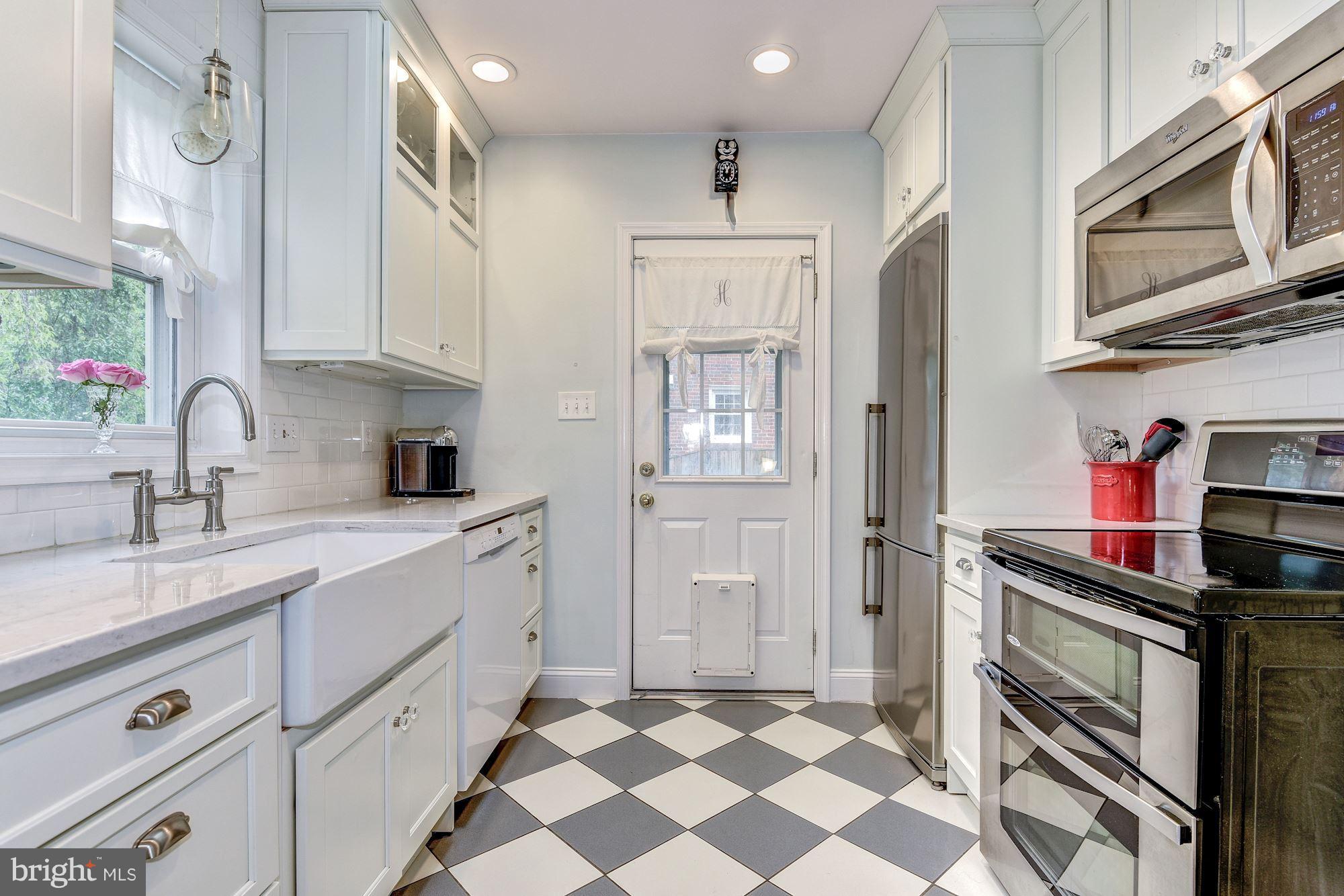 1018 Strout Street Silver Spring, MD 20901 - Photo 6 of 22 Kitchen