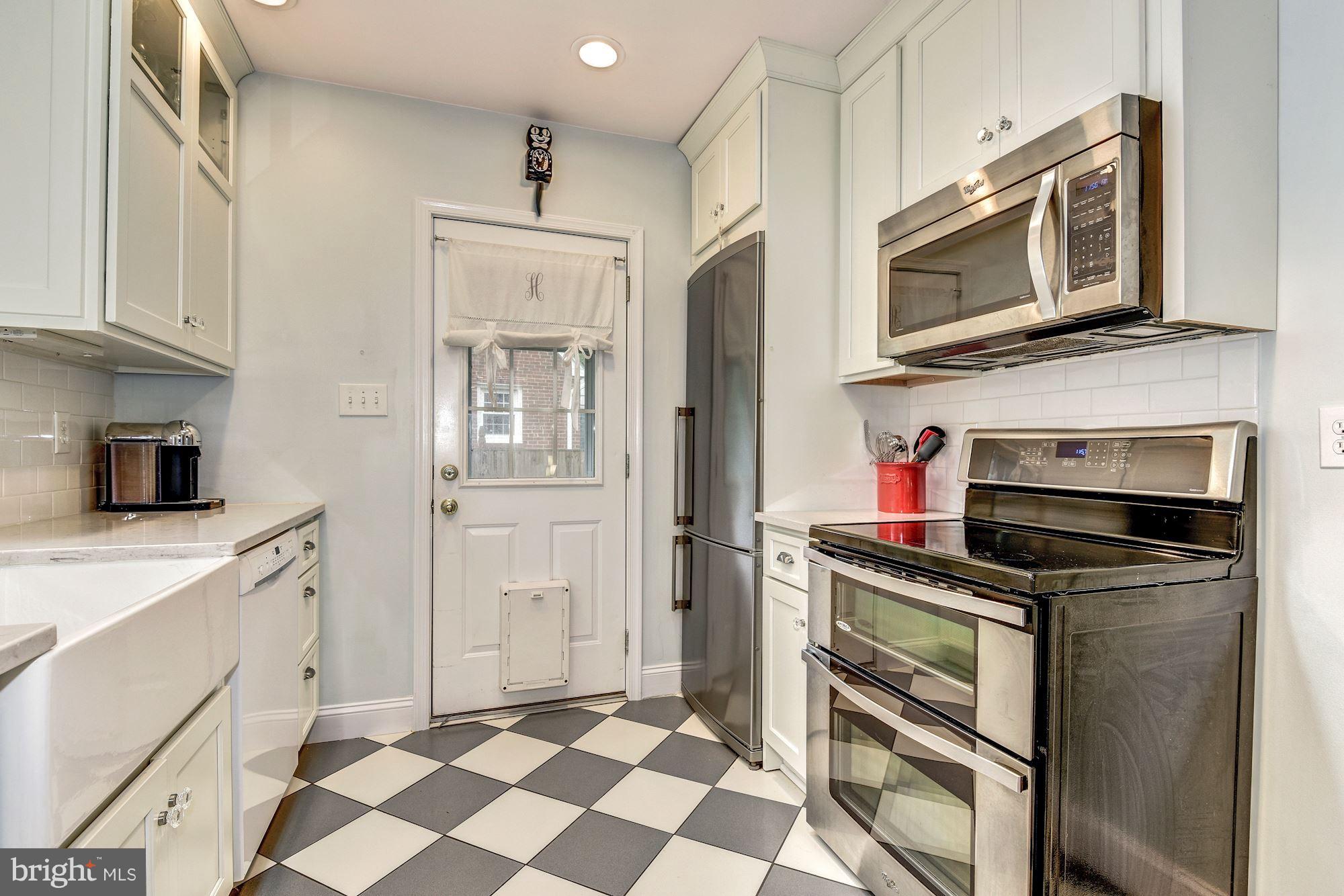 1018 Strout Street Silver Spring, MD 20901 - Photo 8 of 22 Kitchen