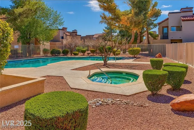 $1,495 | 2962 Juniper Hills Boulevard, Unit 102, Las Vegas, NV 89142