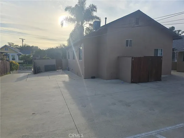 $3,995 | 964 Cypress Avenue, Pasadena, CA 91103