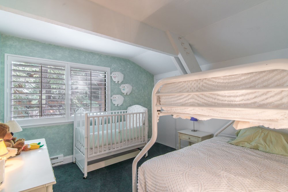 14605 Red Mountain Road Truckee, CA 96161 - Photo 9 of 14 Gallery Image 9