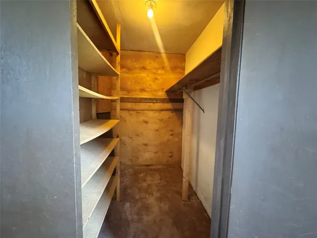 $175,000 | 2605 West Azalea Drive, Tyler, TX 75701