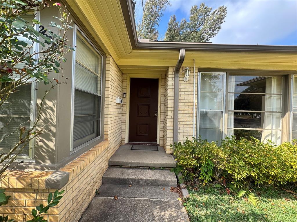 2605 West Azalea Drive Tyler, TX 75701 - Photo 2 of 25 a view of entrance