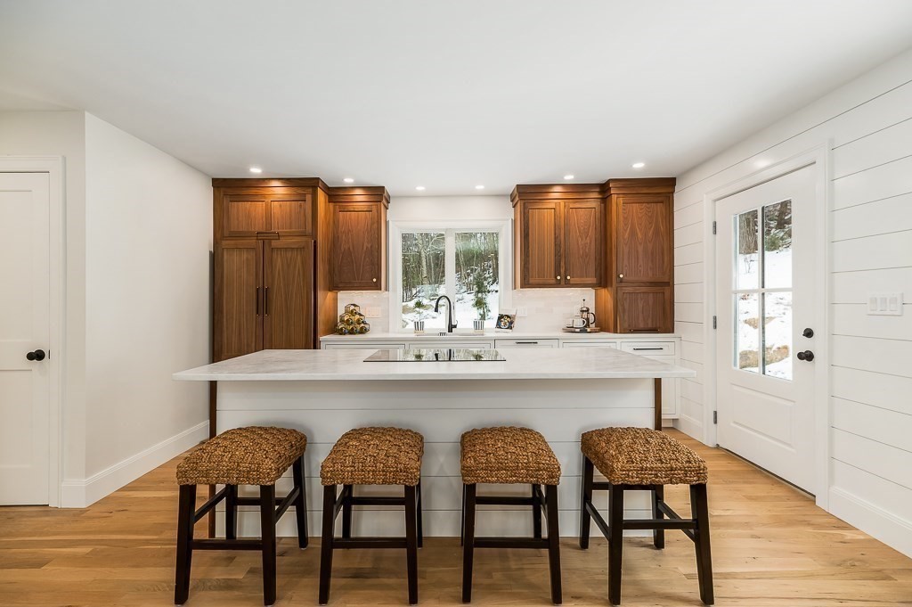5 Samoset Road, Unit B Gloucester, MA 01930 - Photo 6 of 35 Gallery Image 6