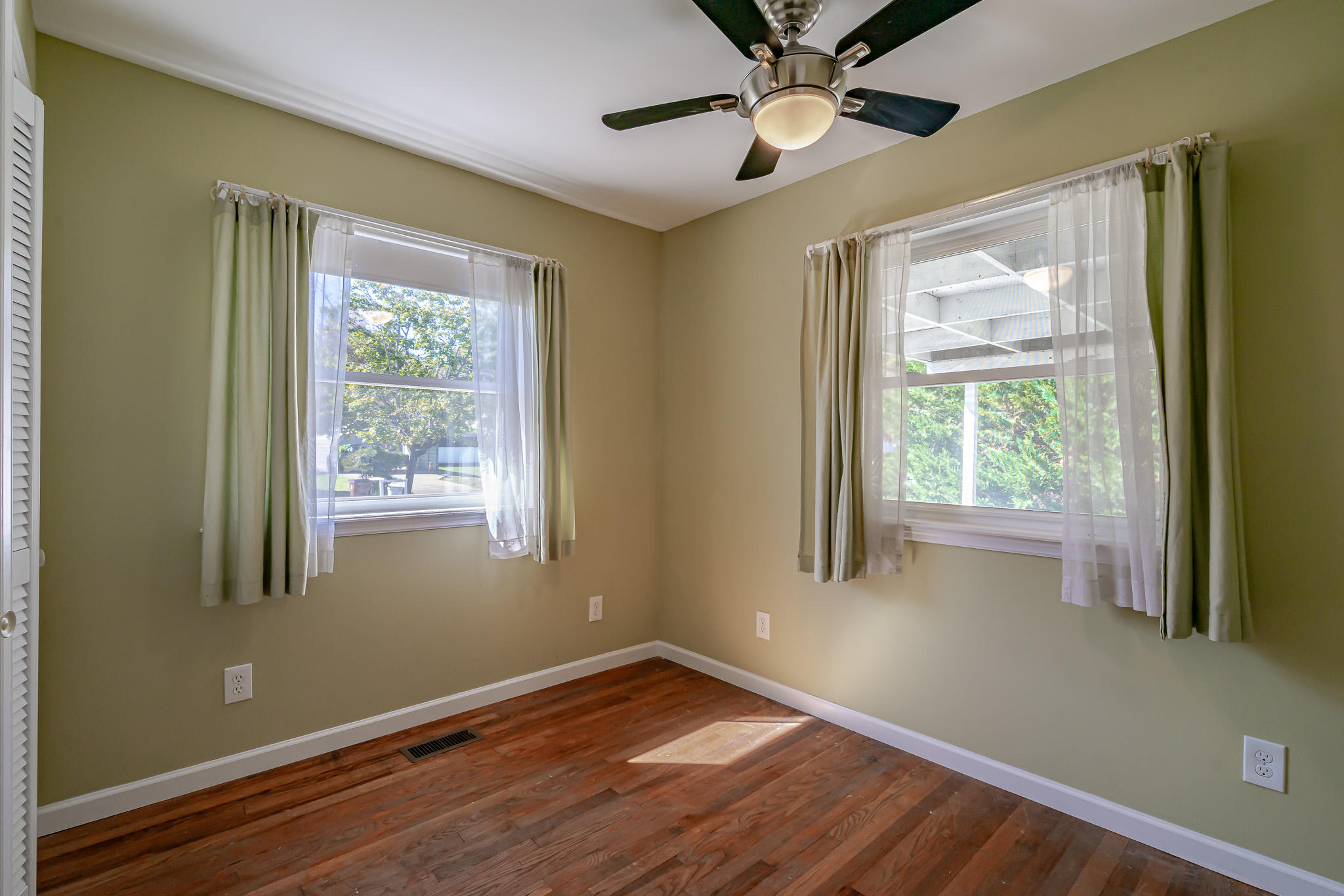 106 Tilden Road Oak Ridge, TN 37830 - Photo 20 of 26 106Tilden-25