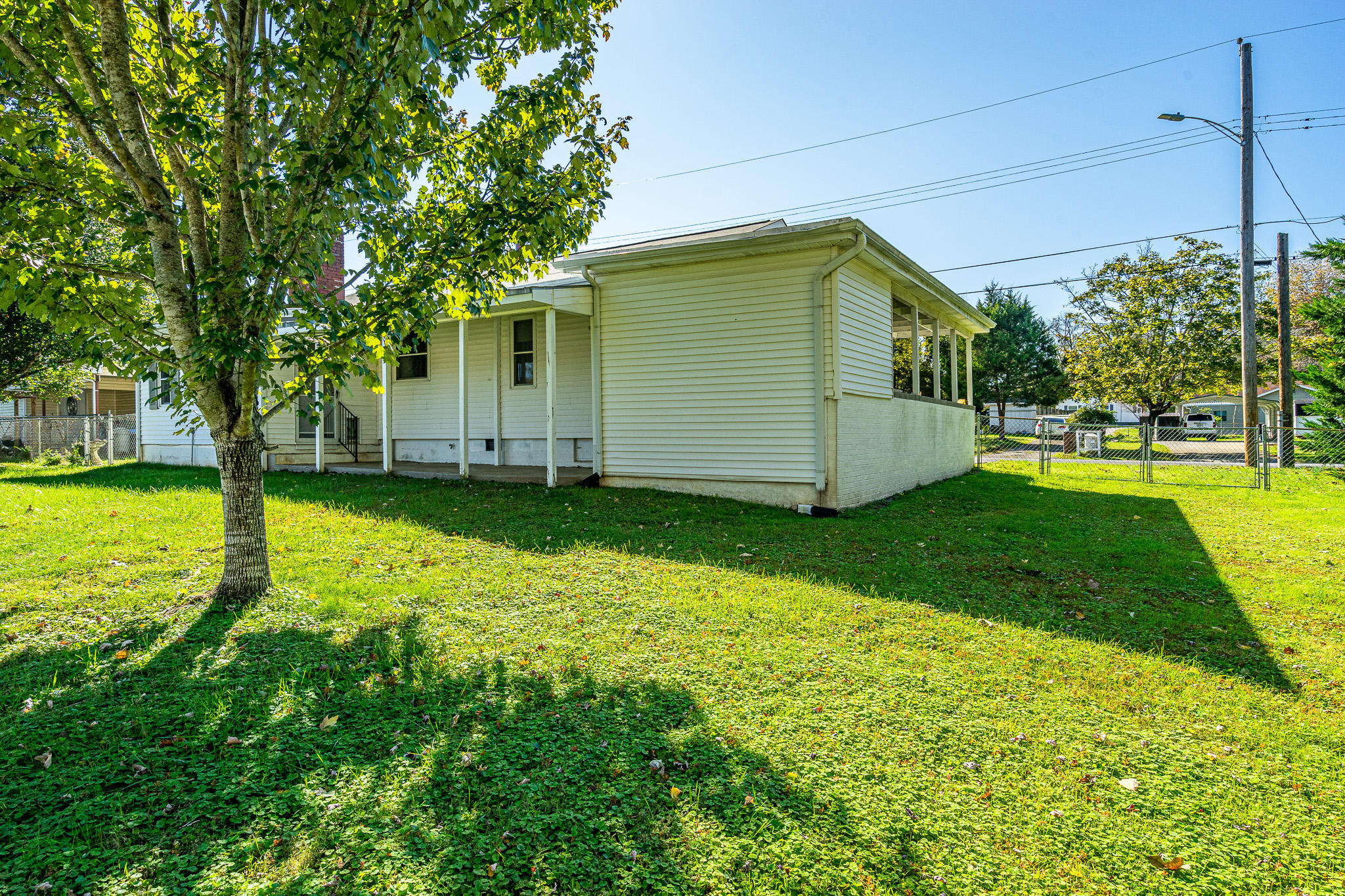 106 Tilden Road Oak Ridge, TN 37830 - Photo 25 of 26 106Tilden-31