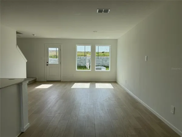 $2,200 | 830 Lynx Street, Davenport, FL 33837