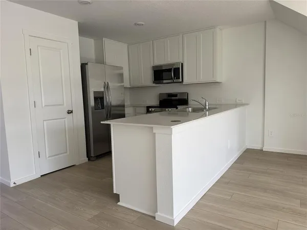 $2,200 | 830 Lynx Street, Davenport, FL 33837