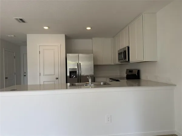 $2,200 | 830 Lynx Street, Davenport, FL 33837