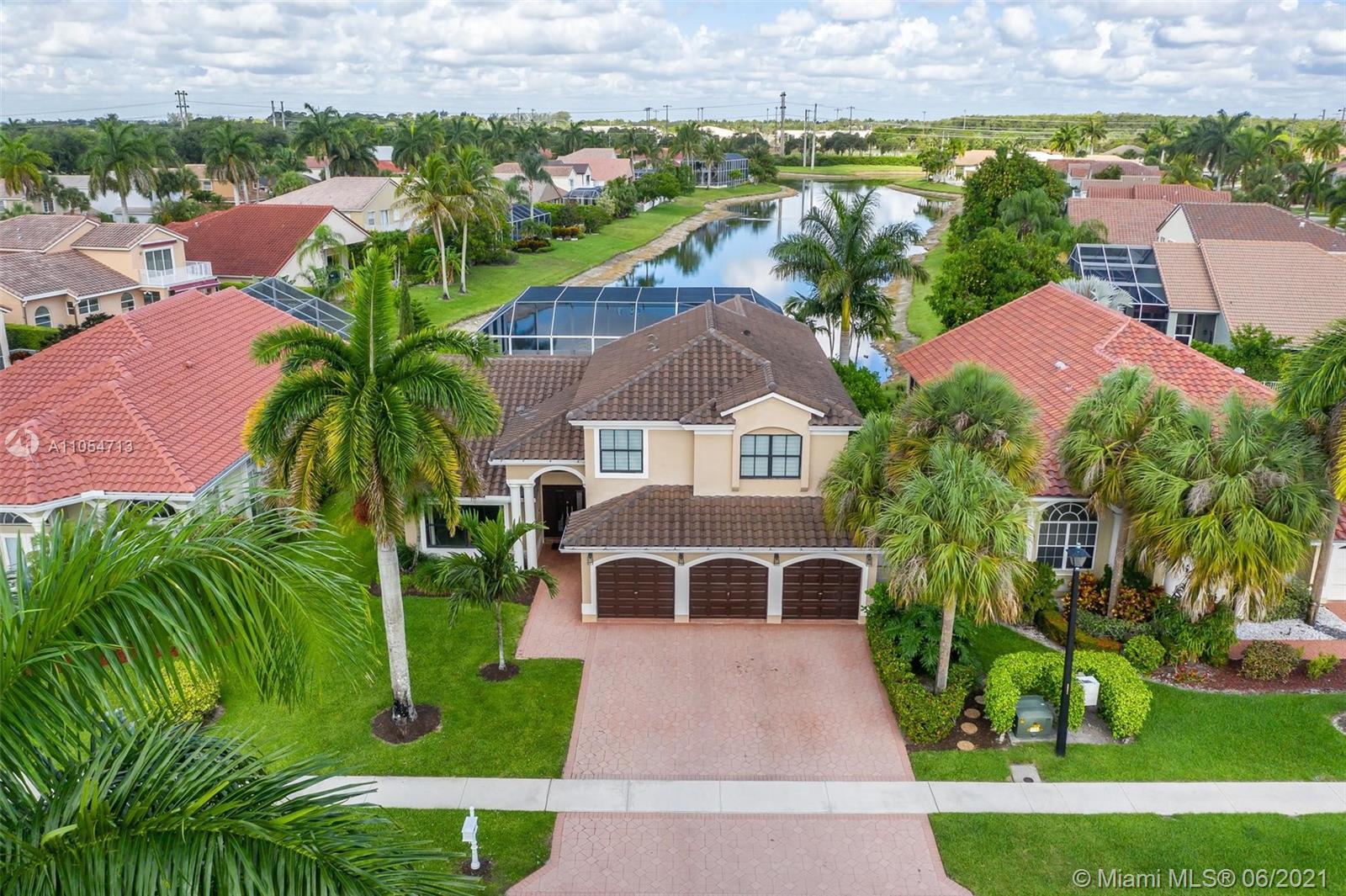 19489 Preserve Drive Boca Raton, FL 33498 - Photo 2 of 43
